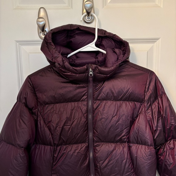 Like new Eddie Bauer Women's Luna Peak Water Resistant Down Parka, sz S - Picture 4 of 9